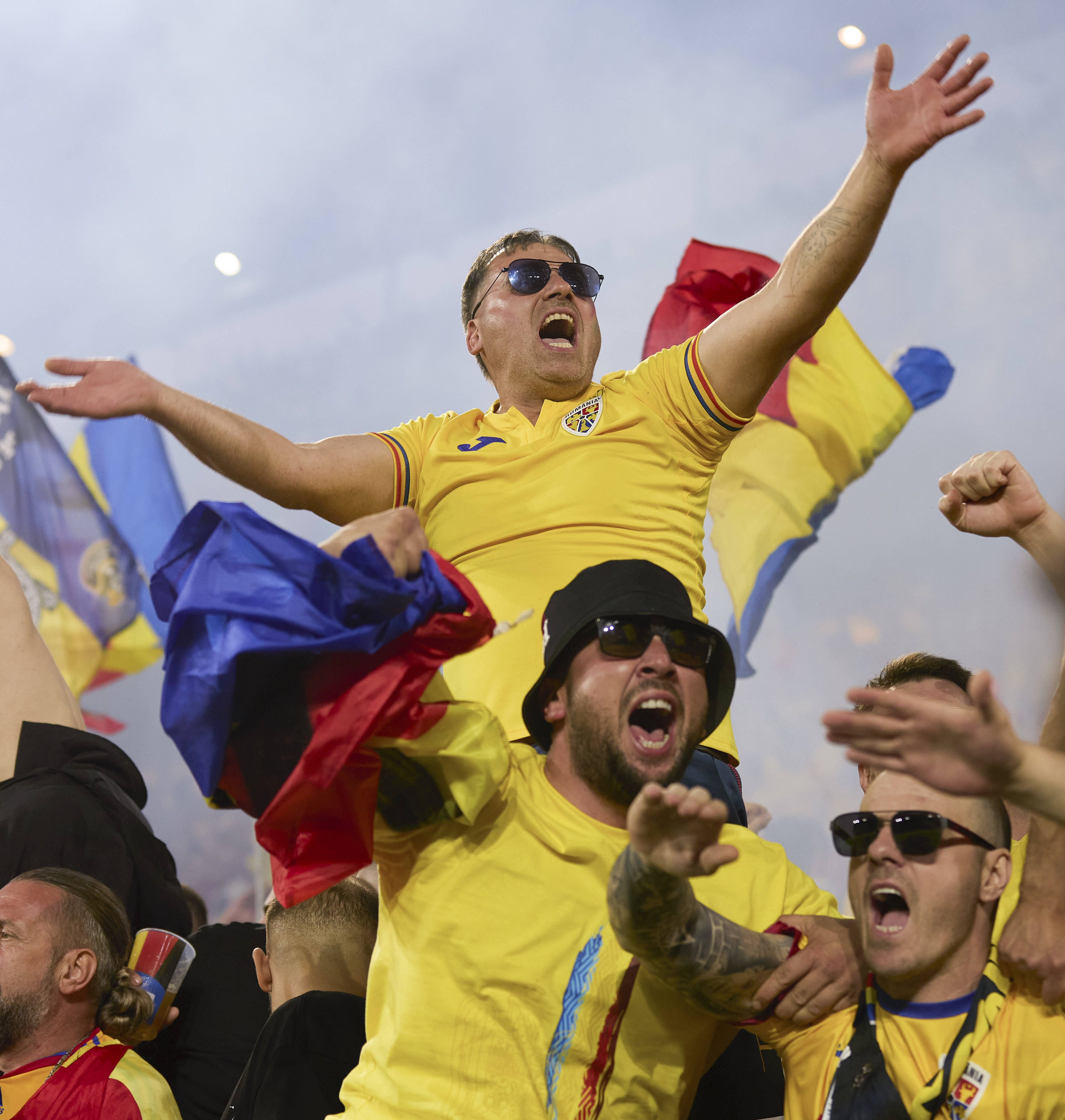 德国队惊险战胜罗马尼亚，提前晋级