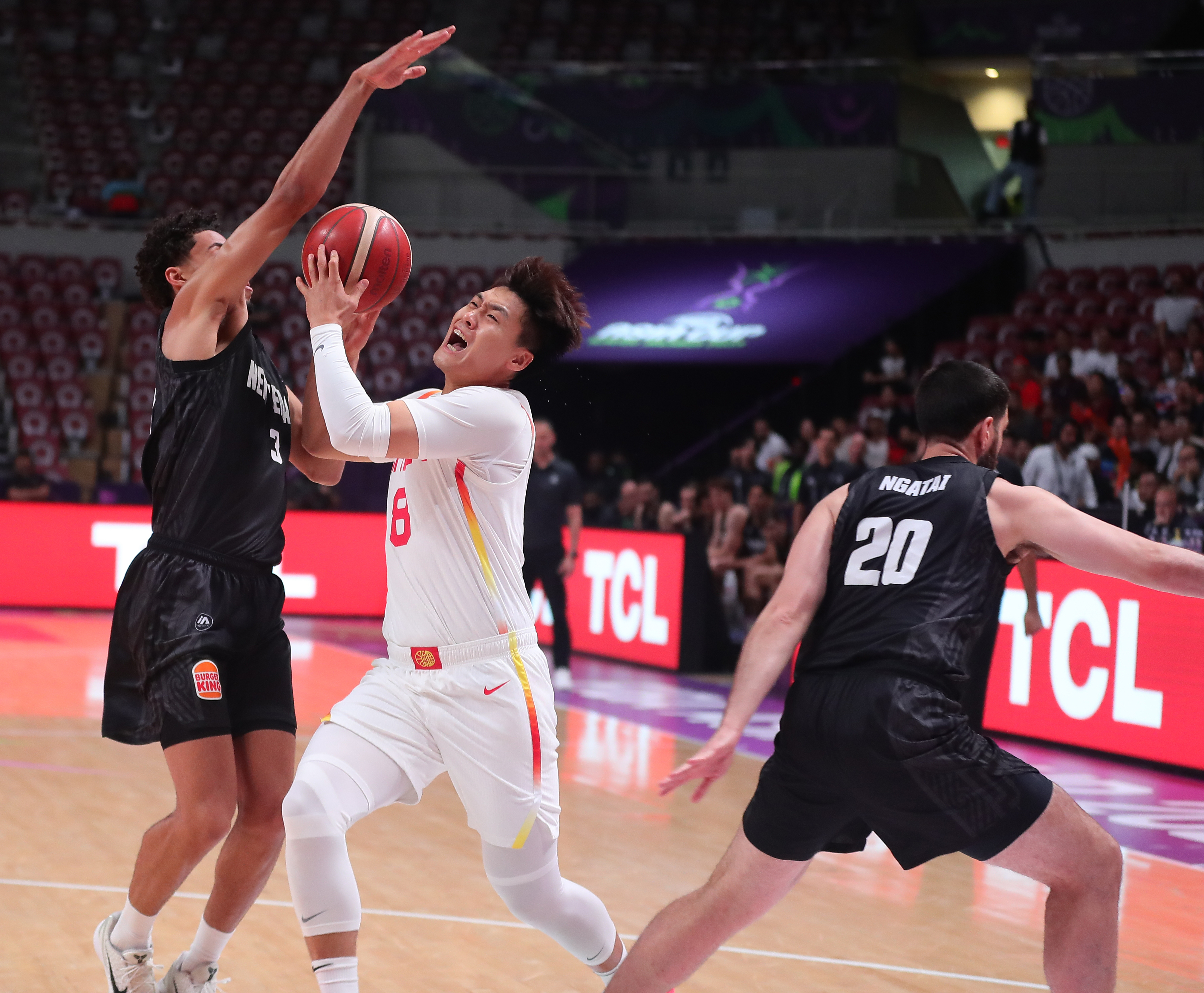 爱游戏tv-亚洲篮球锦标赛半决赛开打，各支球队实力对比