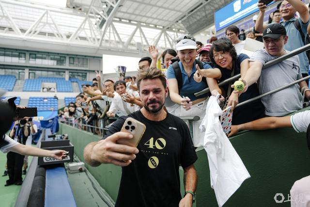 美国网球队完胜英国网球队,瓦林卡惊艳世界 美国网球队完胜英国网球队,瓦林卡惊艳世界