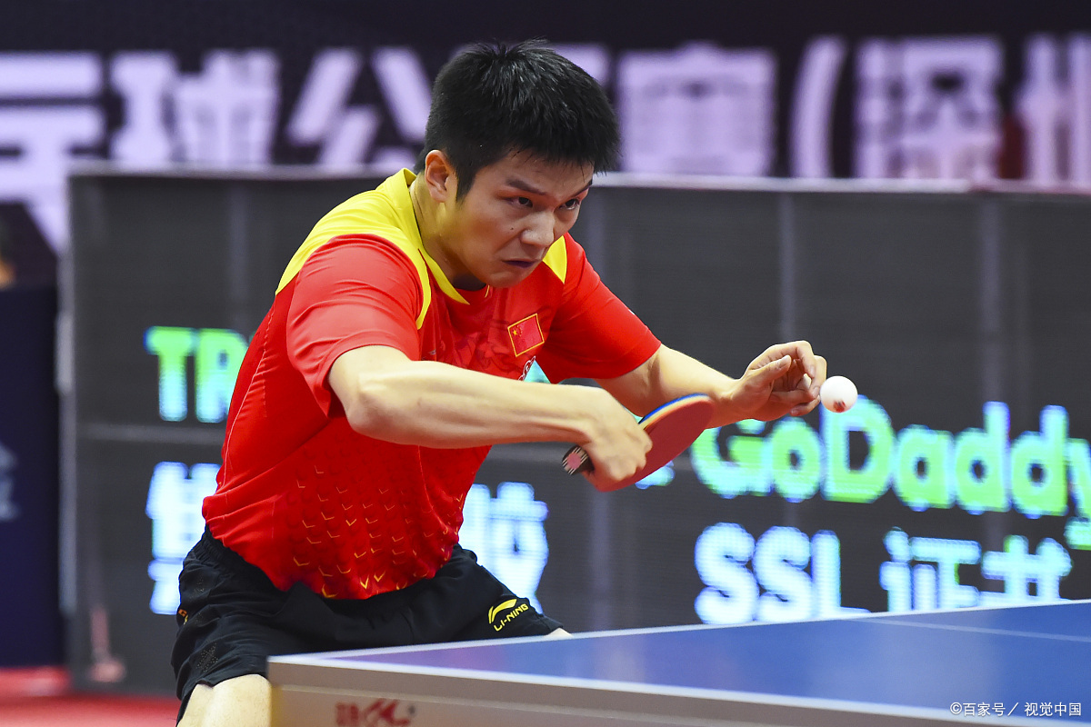 法国乒乓球队力克日本乒乓球队，樊振东高光表现