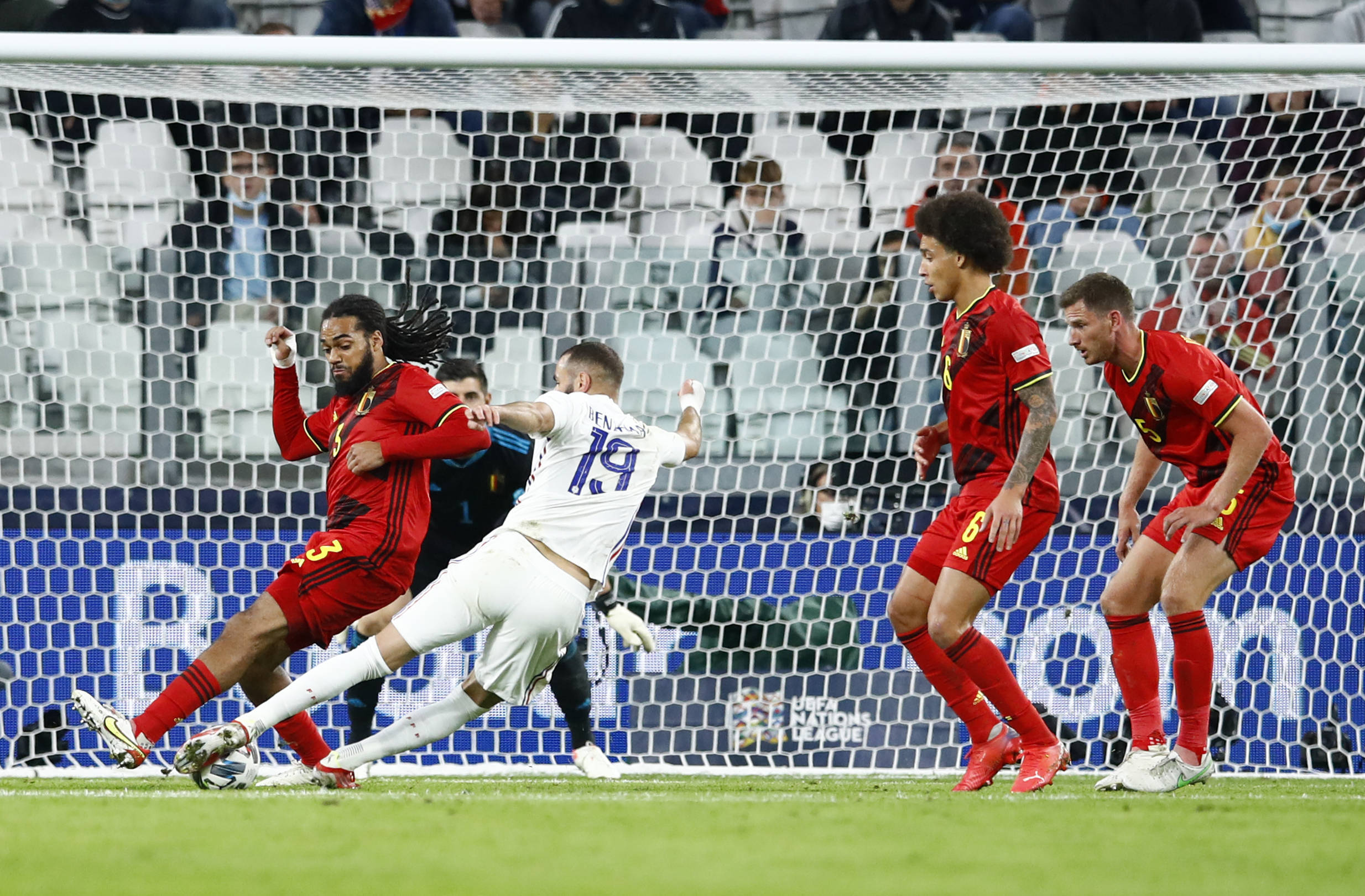 瑞典队力克德国队，波尔状态火热