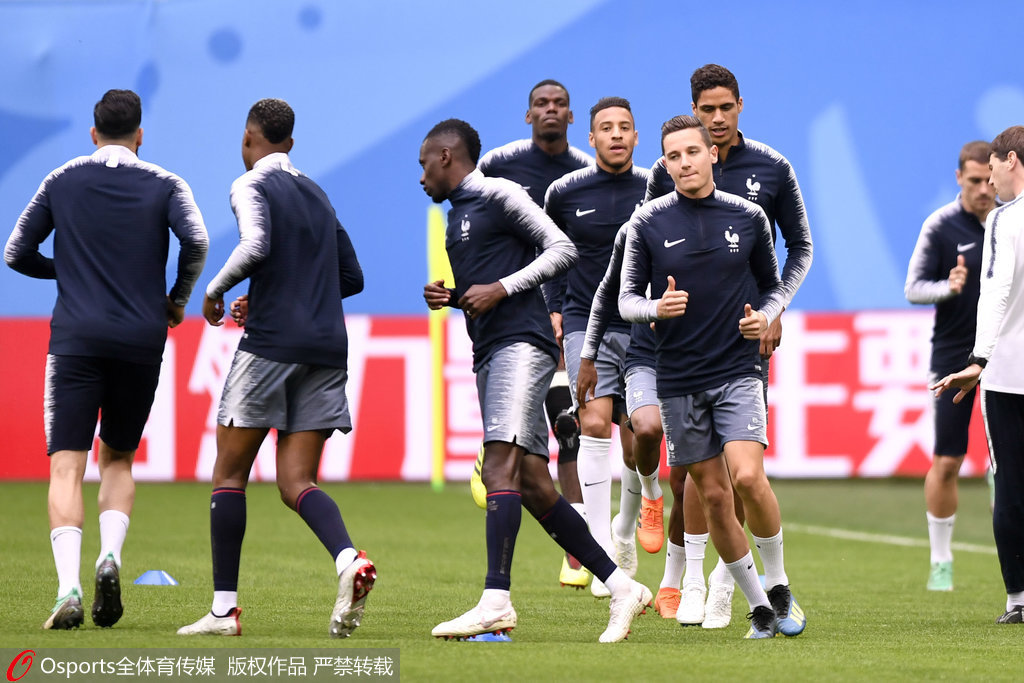 印尼队碾压法国队，黄鸭组合惊艳四座