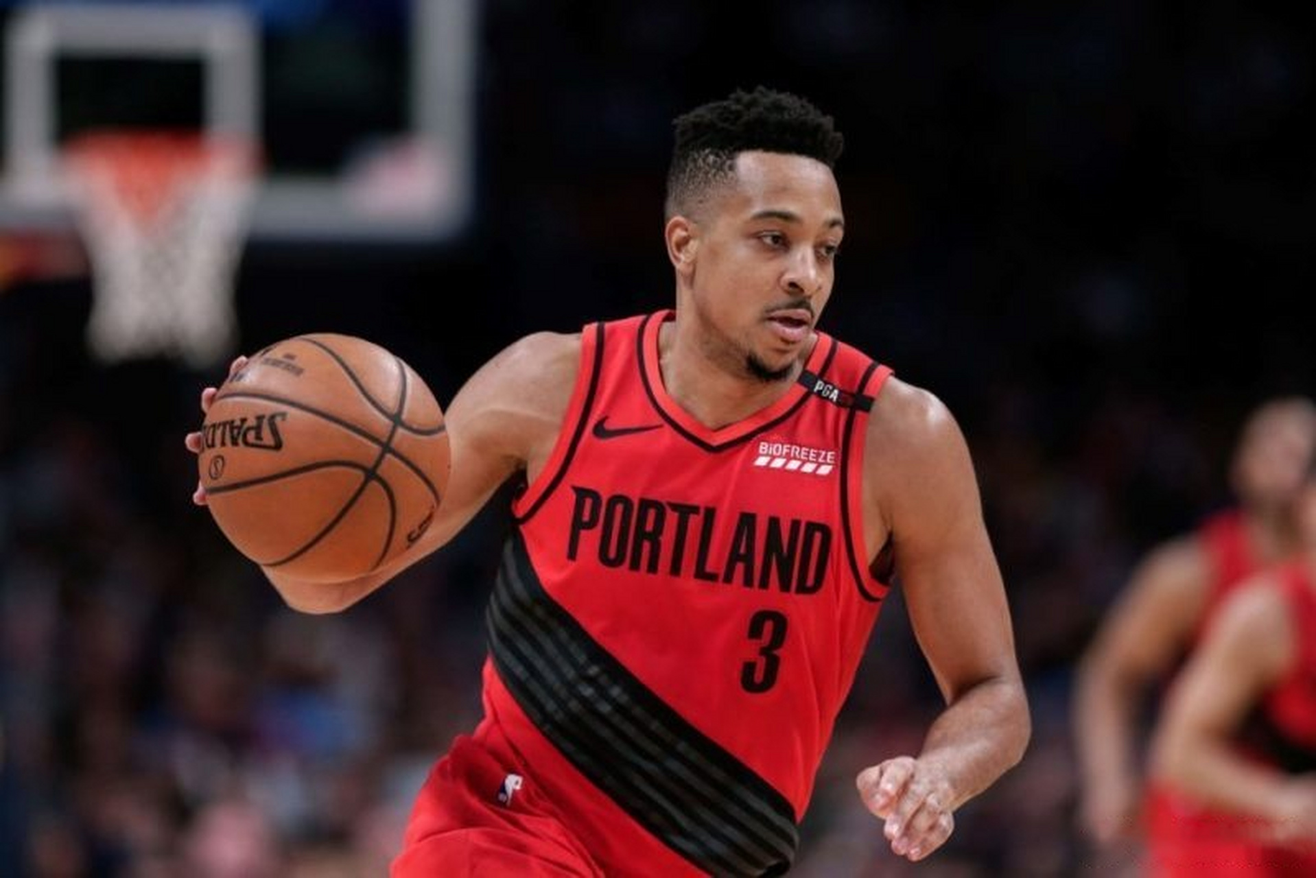 辽宁队轻取快船,麦科勒姆高光表现 辽宁队轻取快船,麦科勒姆高光表现