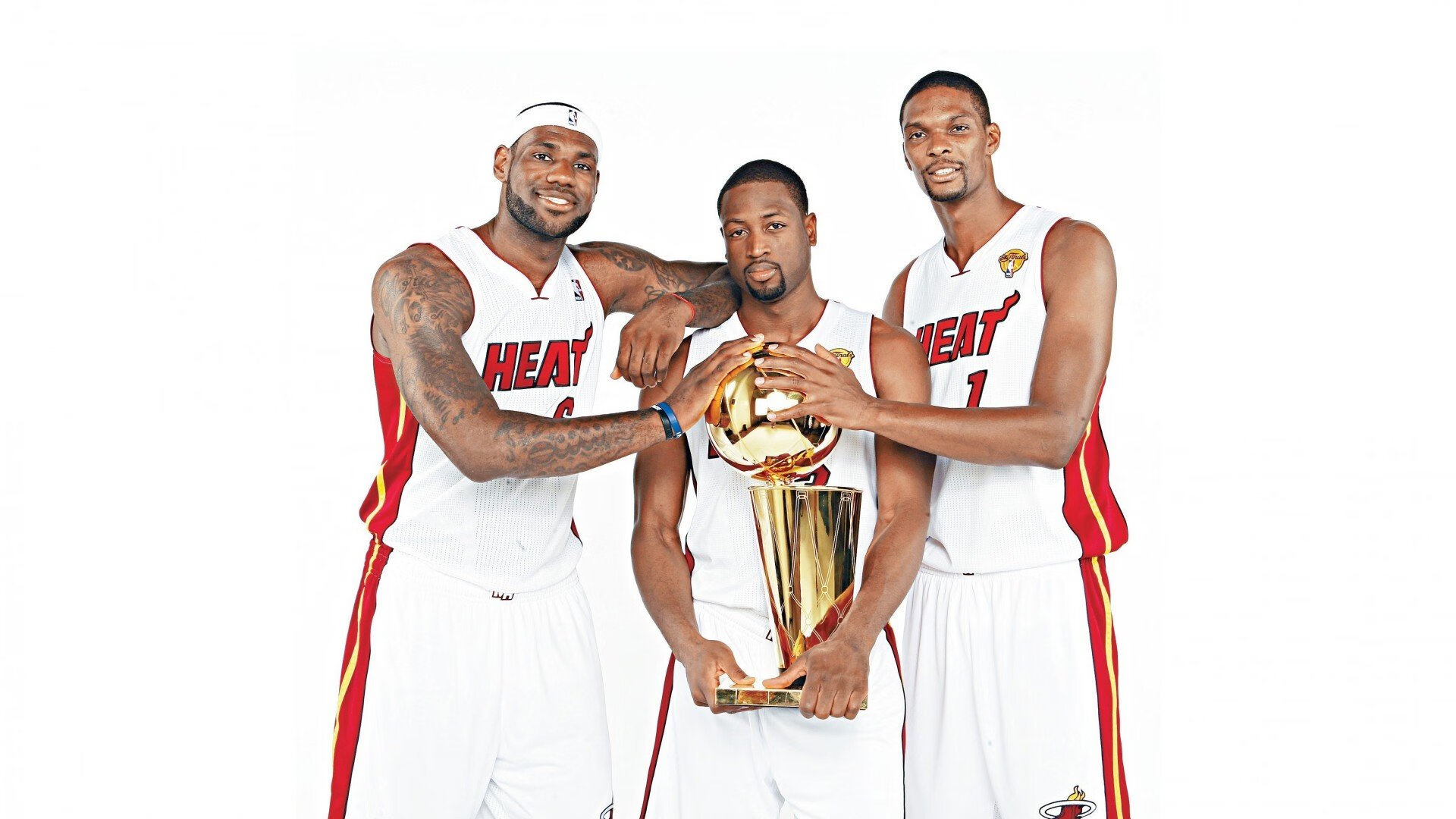 黄蜂蜂暴席卷,切特关键一击定乾坤,深圳队遭一波流带走