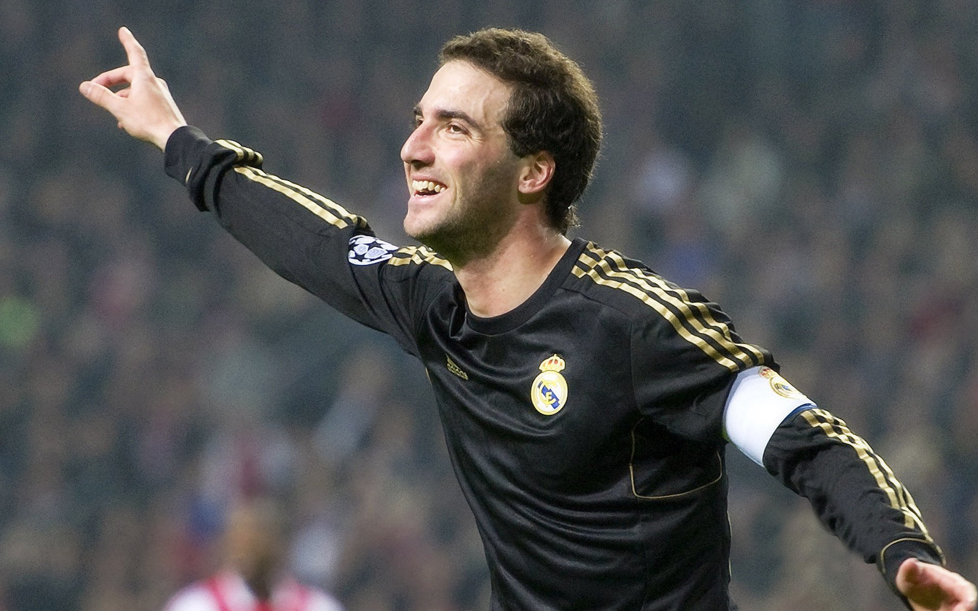 活塞奇才鏖战记，杰伦·格林闪耀之夜，新星光芒难掩